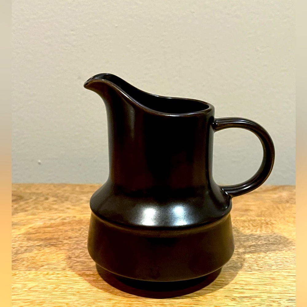 Noritaki creamer ceramic dark chocolate-like color